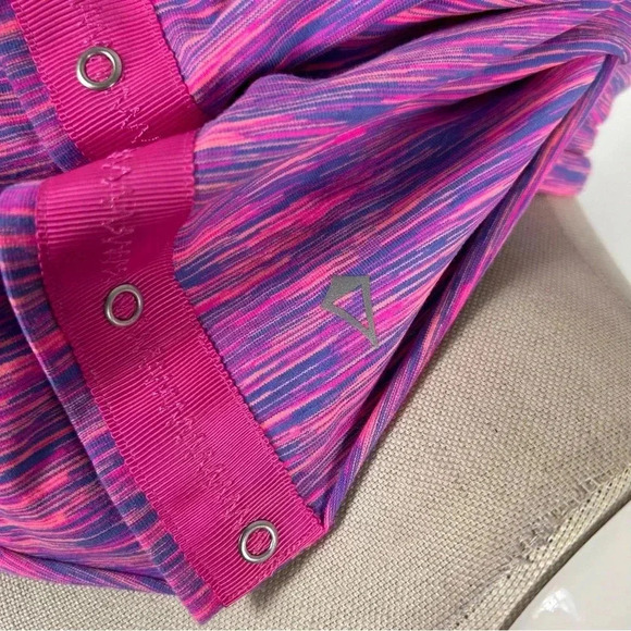 Ivivva  scarf - Picture 3 of 5